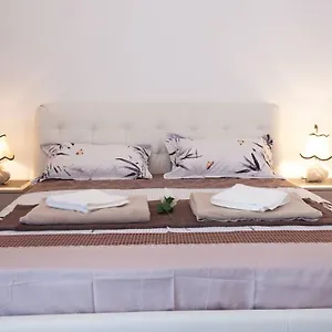 https://residenza-alexander-luxury-1.hotelinveneto.com